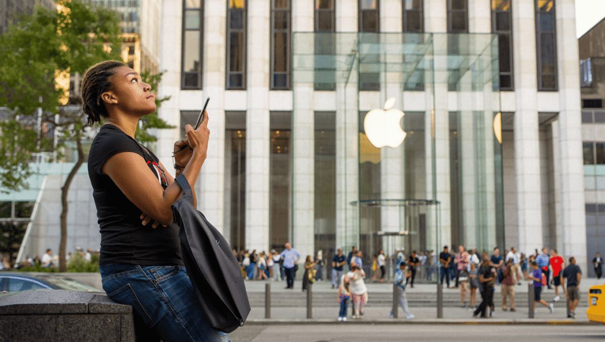 Apple porta l'App Store sul web