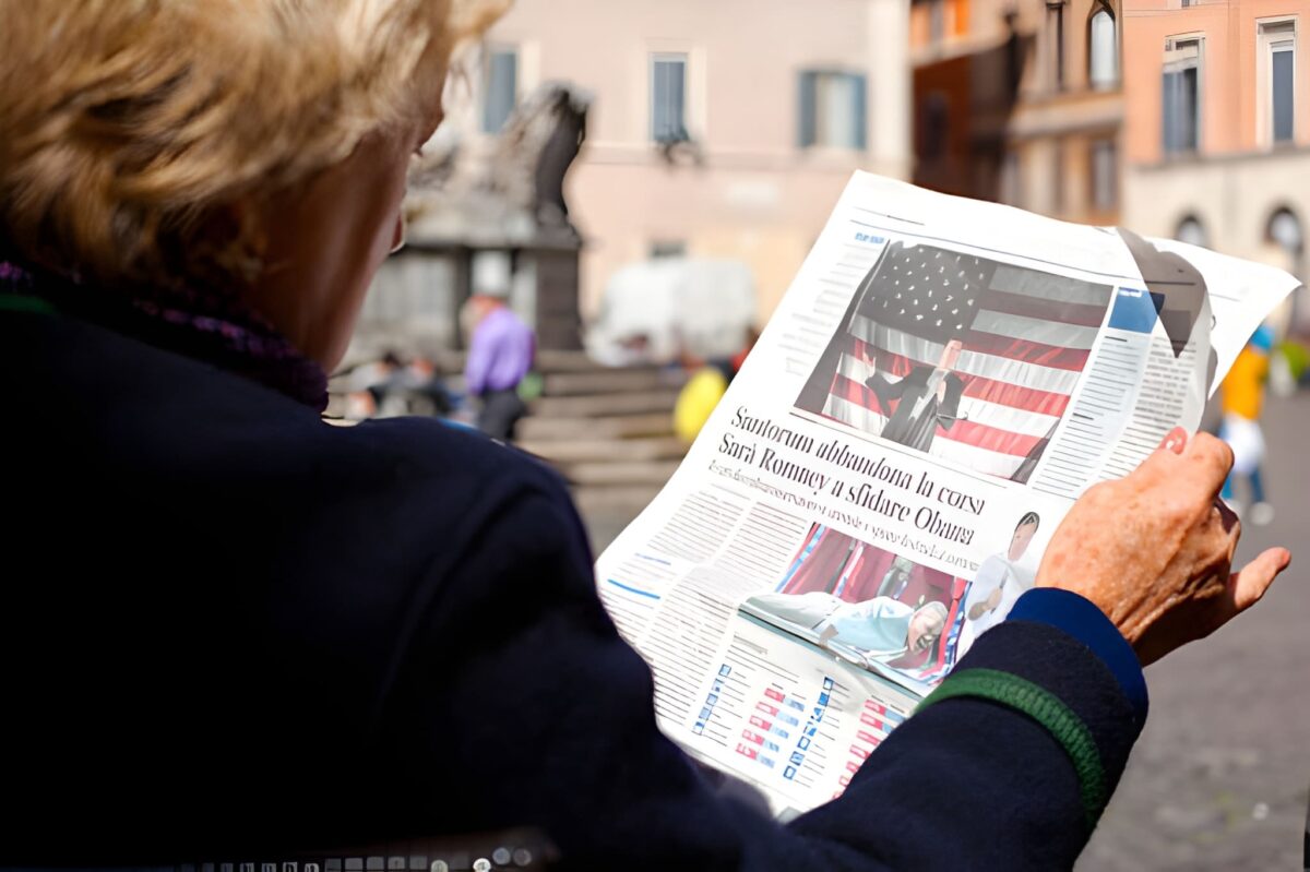 Donna lettura giornale