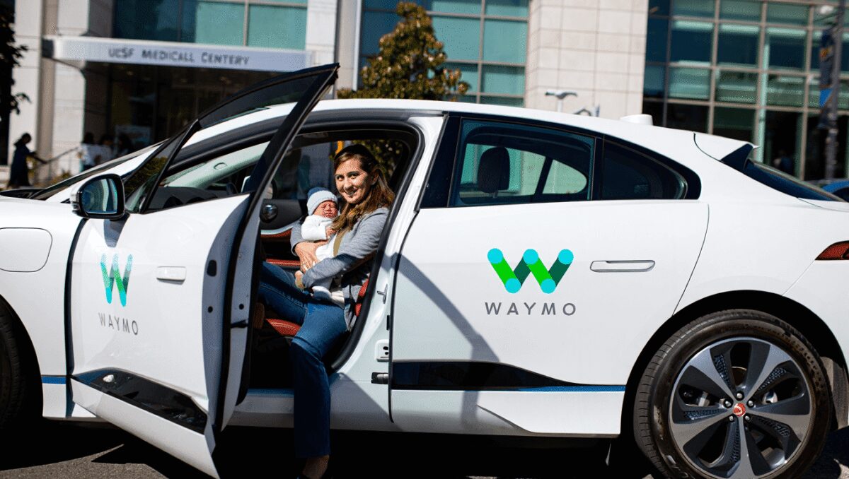 Nato su una self-driving car