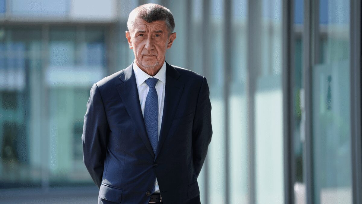 Andrej Babis sarà il nuovo primo ministro ceco, dopo aver rinunciato al controllo della sua azienda ed evitato un conflitto d’interessi