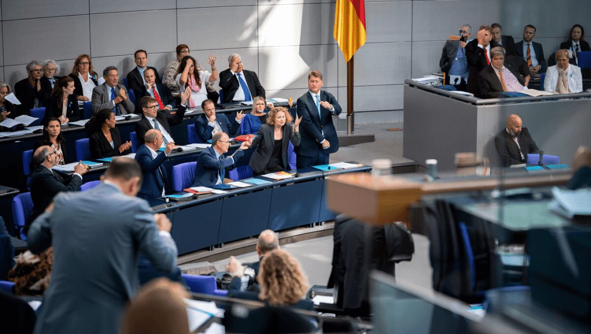 La camera bassa del parlamento tedesco ha approvato il discusso piano del governo sulle pensioni