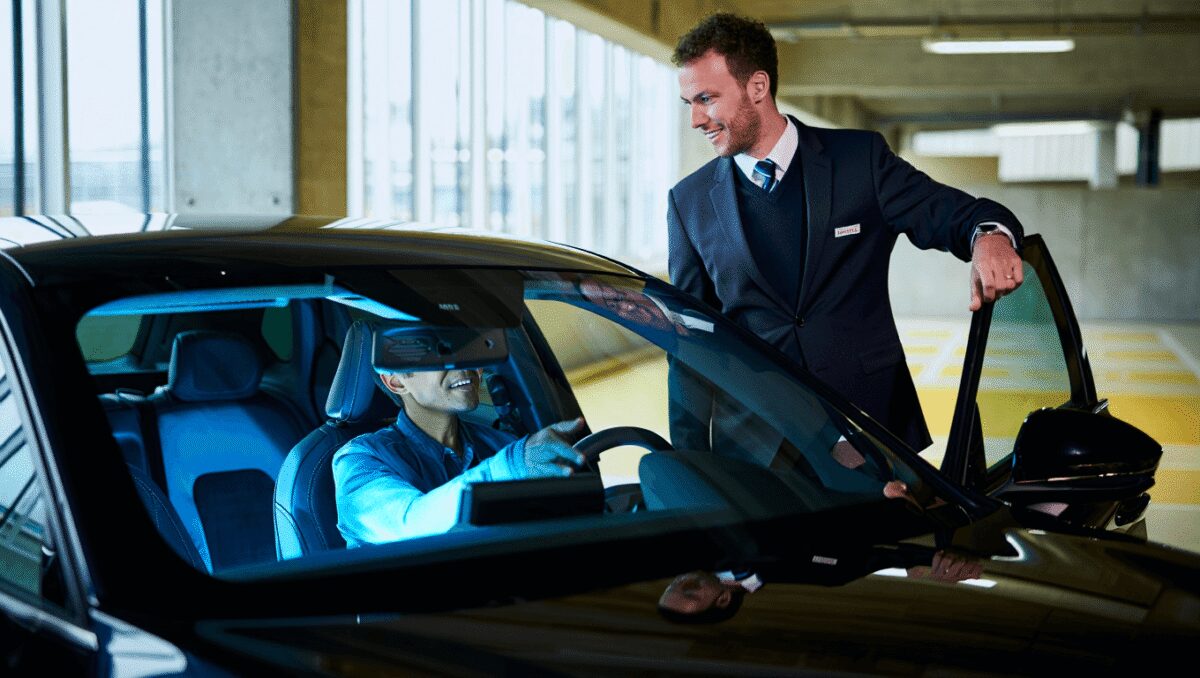 
    	CES 2026
        Bosch: l'AI ora trova il parcheggio e combatte il mal d'auto
    