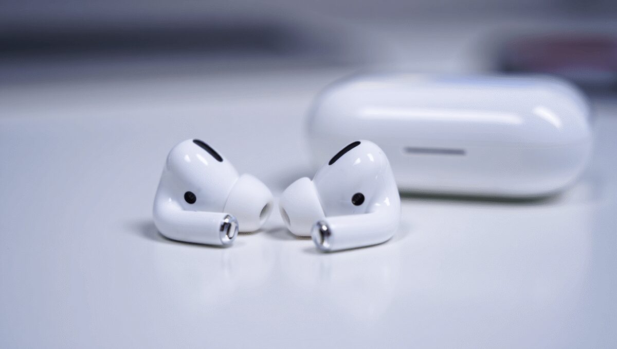 Apple lancerà delle nuove AirPods Pro dotate di telecamere