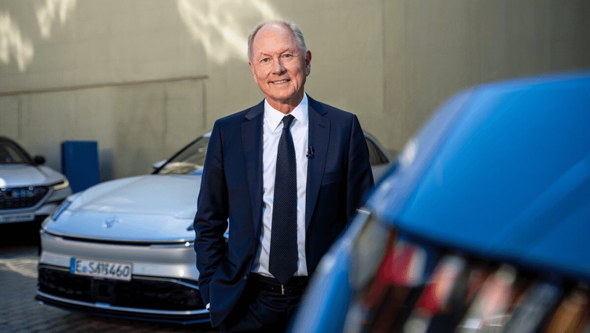 Unione europea
Acea: per non far morire l'auto europea servono innovazione, incentivi e mercati aperti