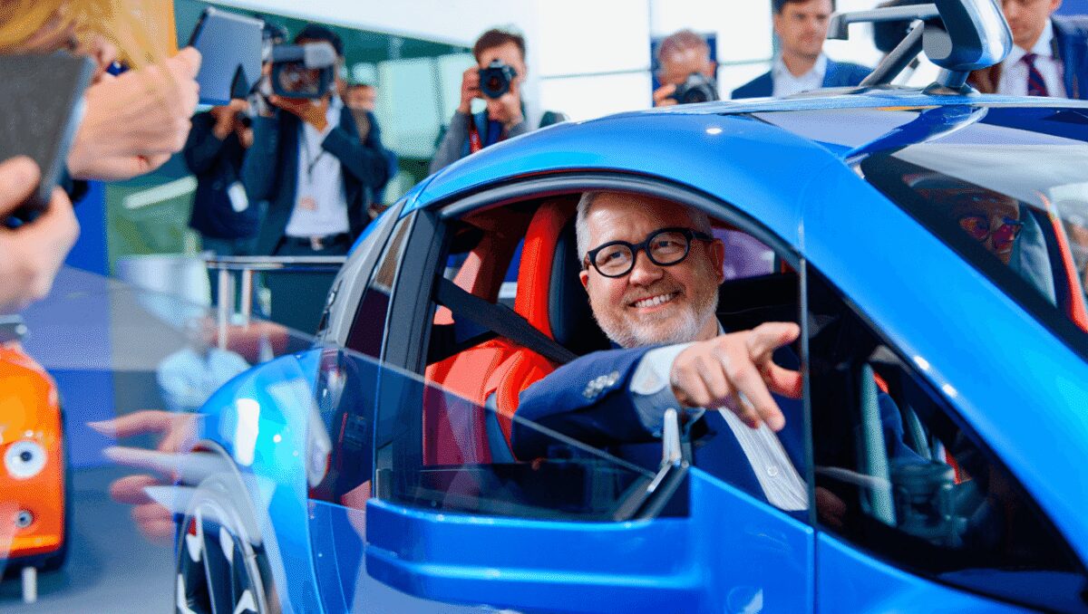 Horse Powertrain X-Range C15: la tecnologia che trasforma le auto elettriche in ibride