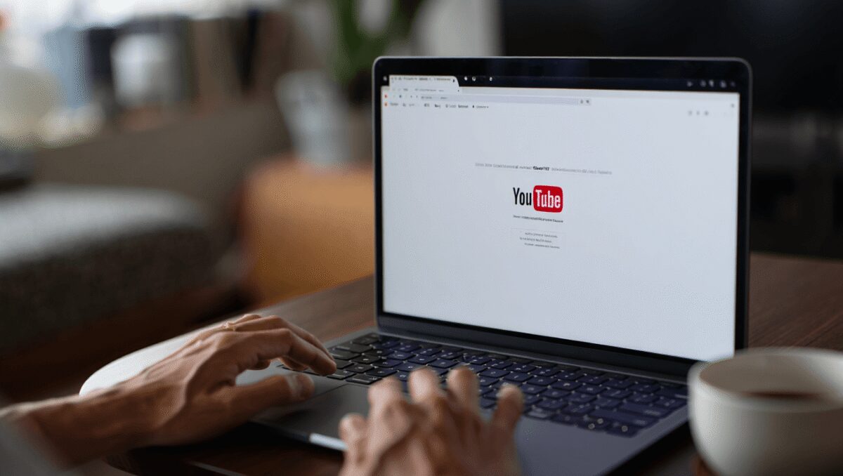 Adblock for Youtube: permessi e codice pericolosi