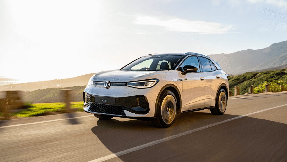 Volkswagen apre gli ordini della ID. Cross: i prezzi della nuova elettrica da oltre 400 km