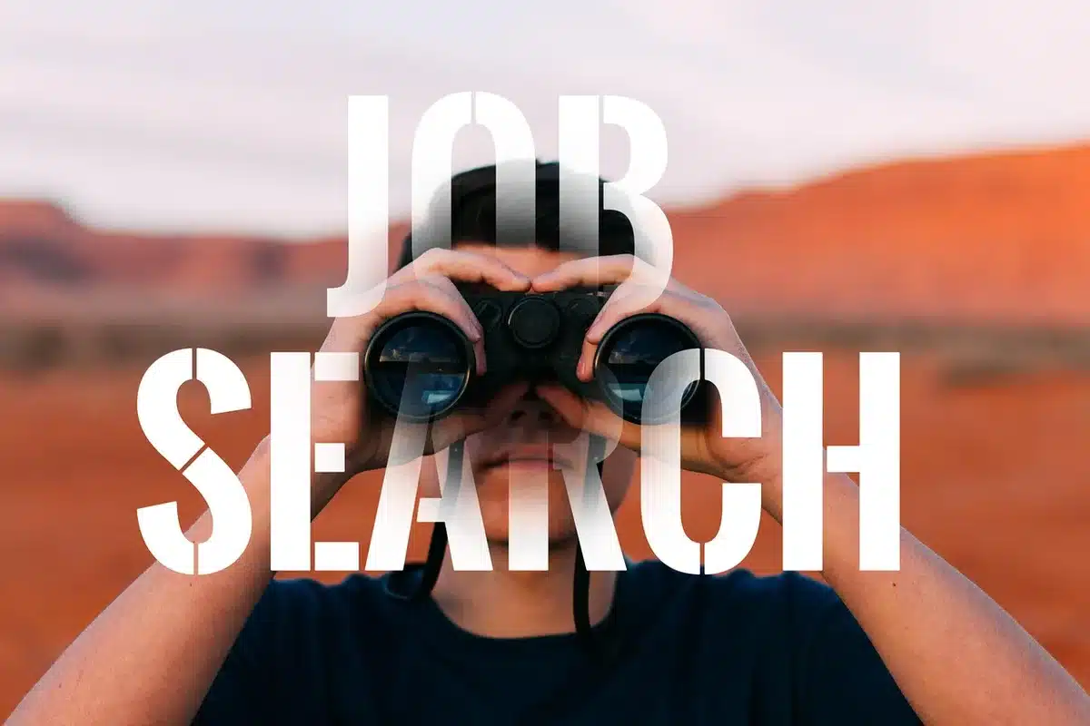 Sviluppatore che cerca nuove opportunità di lavoro dopo la chiusura dello studio