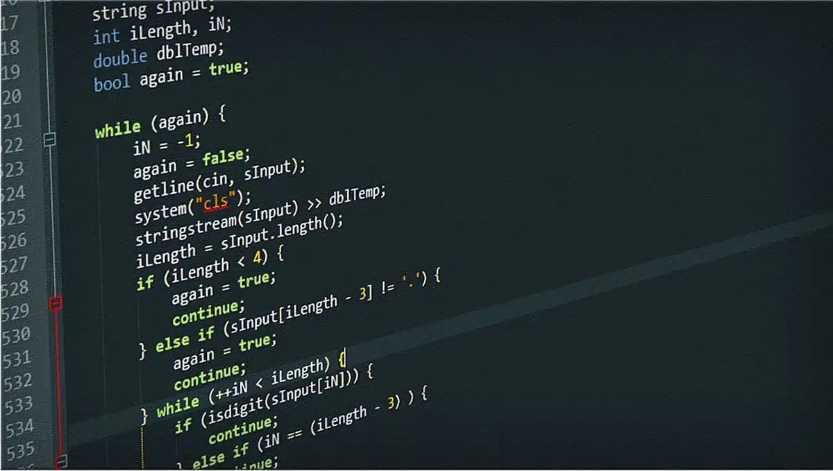 Interfaccia che mostra l'analisi del contenuto dello schermo e adattamenti visivi in tempo reale