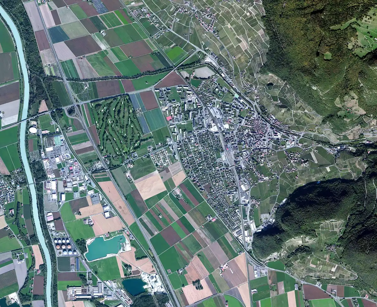 Diversi piccoli satelliti in laboratorio pronti per il deploy