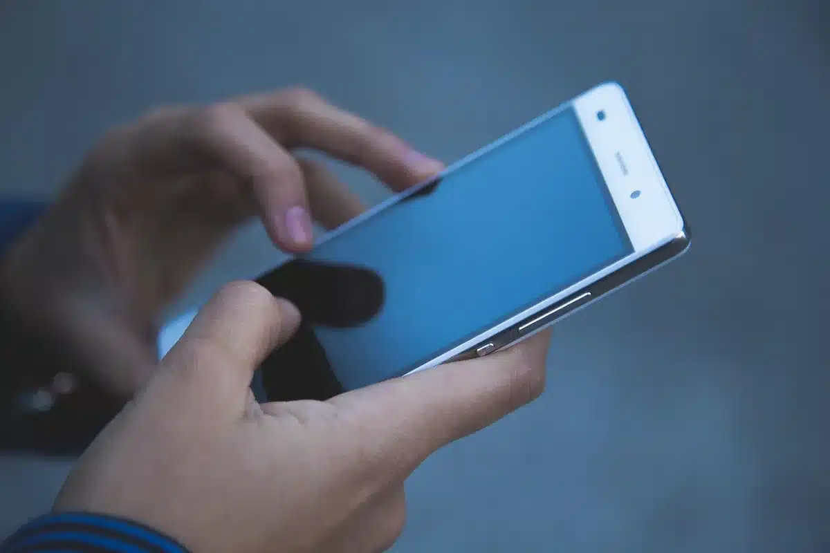Impostazioni app e aggiornamento su uno smartphone